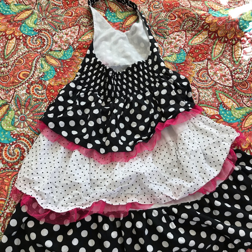 Dresses - Picture 2 of 4